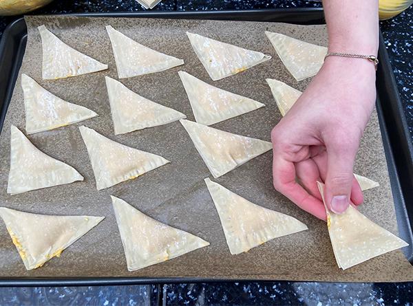 Pumpkin Spice Wontons - Step 3